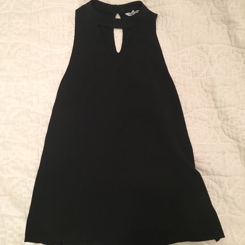 Keyhole tank